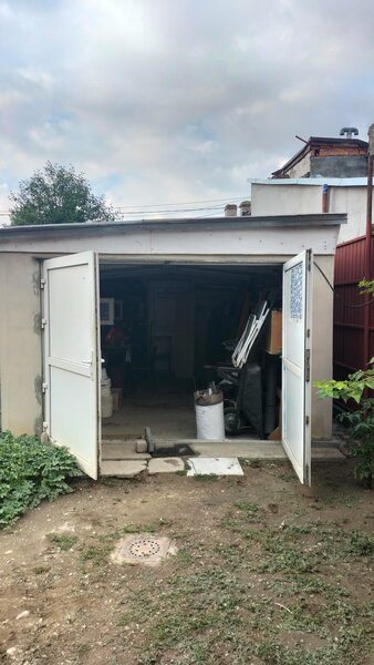 Vand garaj beton sector 3.